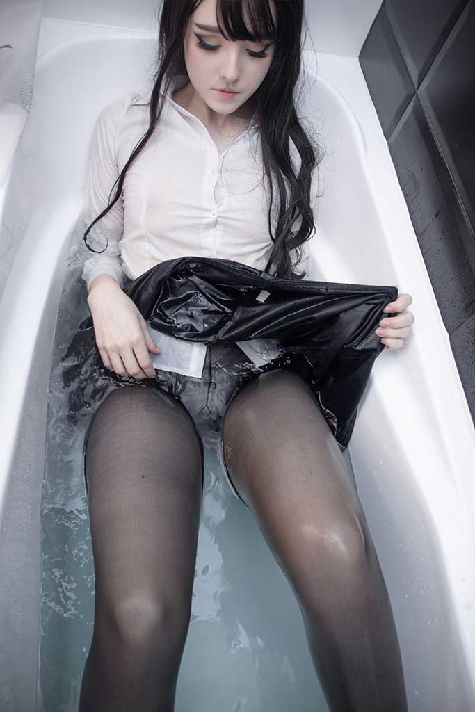 CandyBall「Bath Girl」黑丝美腿美足缩略图5